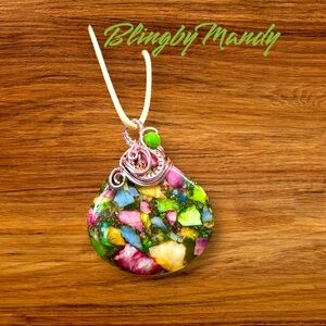 ⭐️💜green and Yellow Sea sediment jasper coloured sea sediment pendant